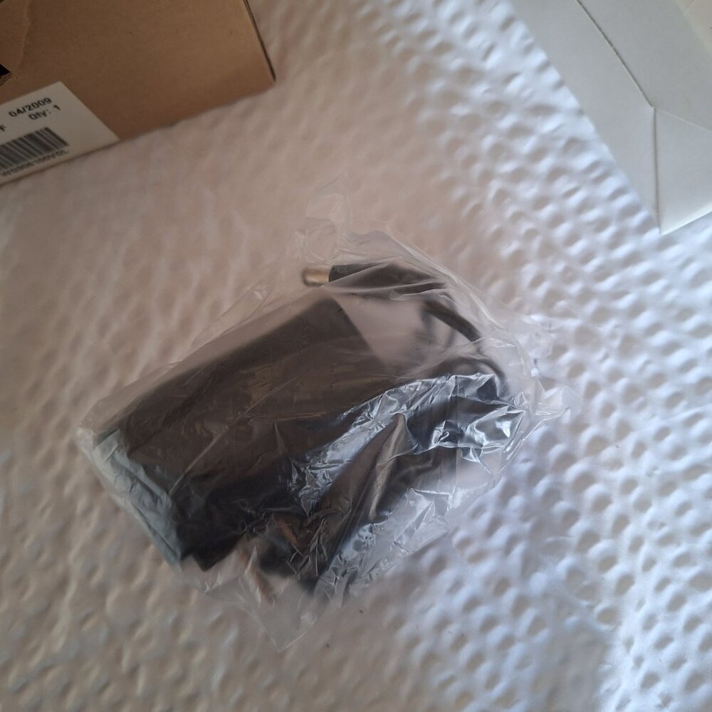 WESTELL MODEM - Picture 3 of 7